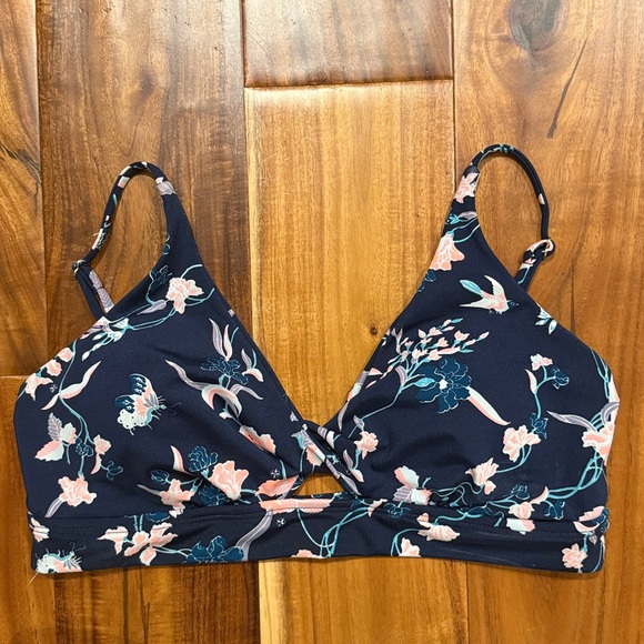 Carve Designs Bikini - M Top, S Bottoms - Picture 2 of 8